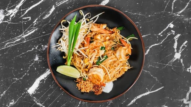 White Pad Thai.