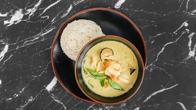 Avocado Green Curry.